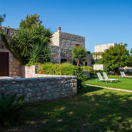 Ktima Petalea * Γύθειο