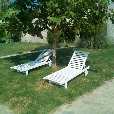 Ktima Petalea גיתיו