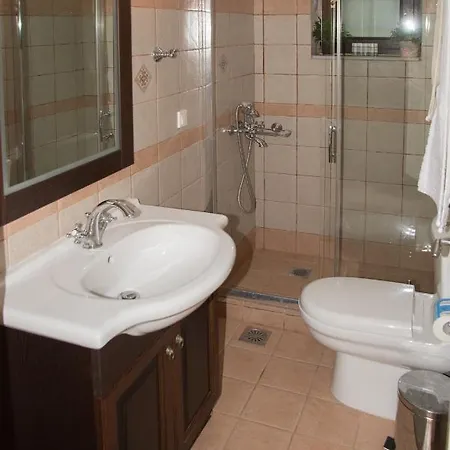 Ktima Petalea ギシオ