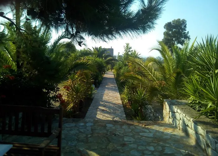 Ktima Petalea * Gythio