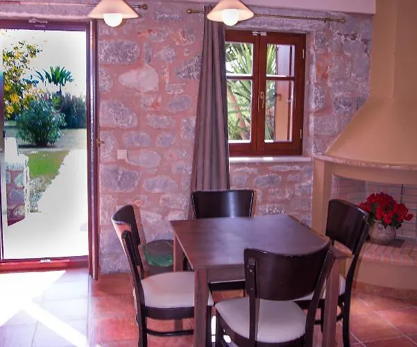 Ktima Petalea Gythio